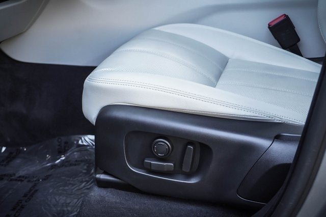 2022 Land Rover Range Rover Velar P250 R-Dynamic S