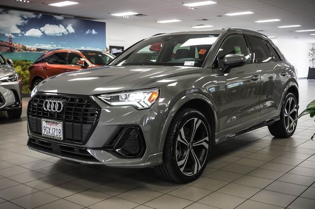 2023 Audi Q3 Premium Plus