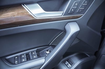 2023 Audi Q5 e 55 Prestige