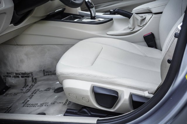 2014 BMW 3 Series 320i