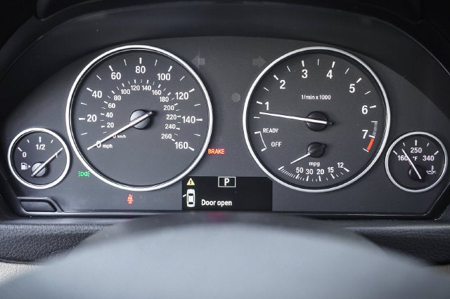 2014 BMW 3 Series 320i