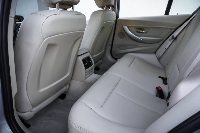 2014 BMW 3 Series 320i