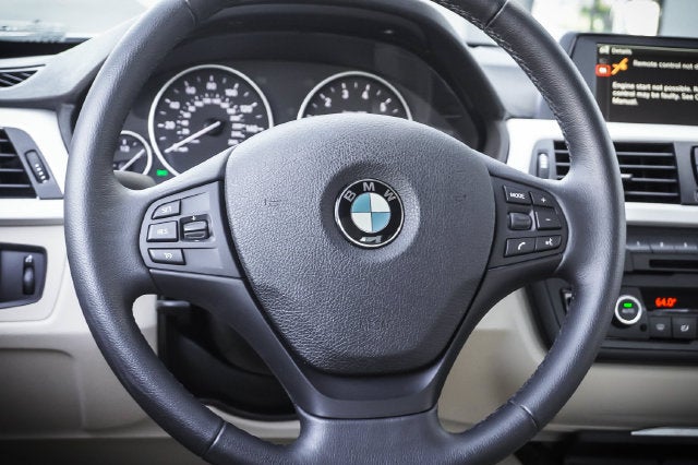 2014 BMW 3 Series 320i