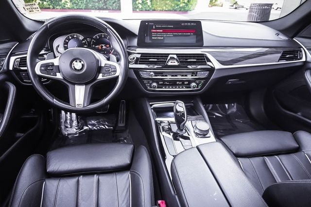 2018 BMW 5 Series 540i