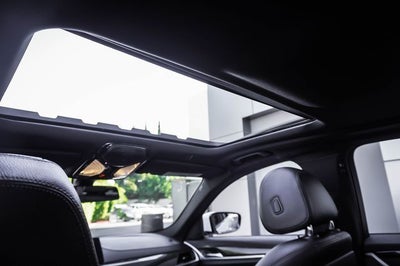 2018 BMW 5 Series 540i