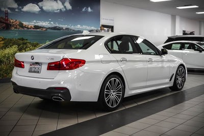 2018 BMW 5 Series 540i