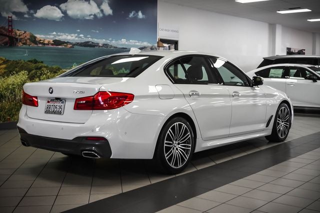 2018 BMW 5 Series 540i