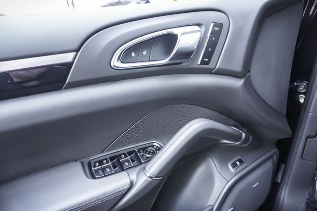 2016 Porsche Cayenne E-Hybrid S