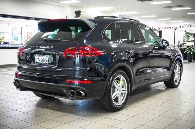 2016 Porsche Cayenne E-Hybrid S