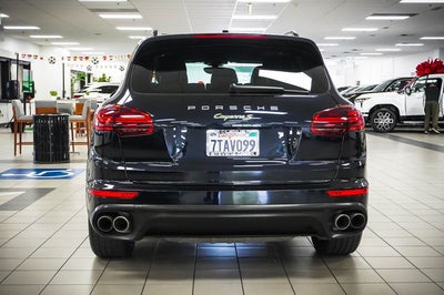 2016 Porsche Cayenne E-Hybrid S