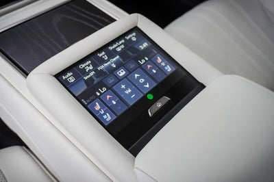 2023 Lexus LS Hybrid 500h