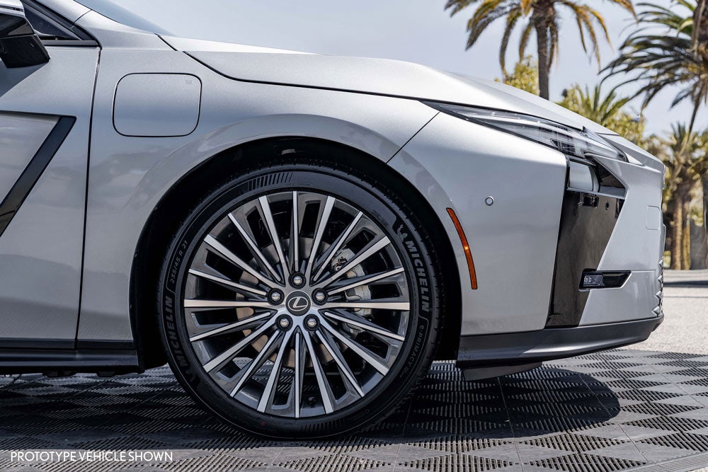 Lexus Stevens Creek - 2026 Lexus ES Side Fender View
